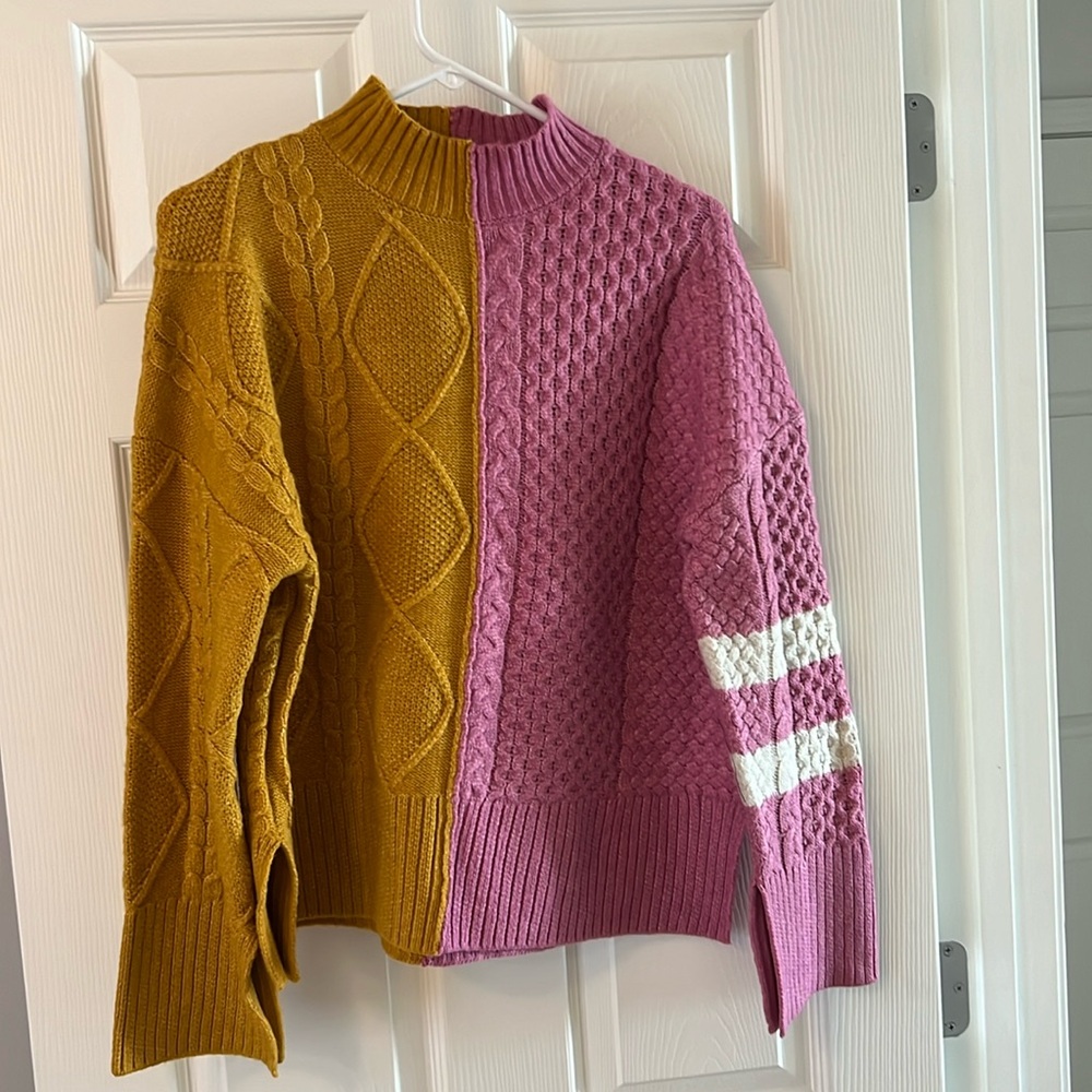 NWT: Revolve sweater sm
